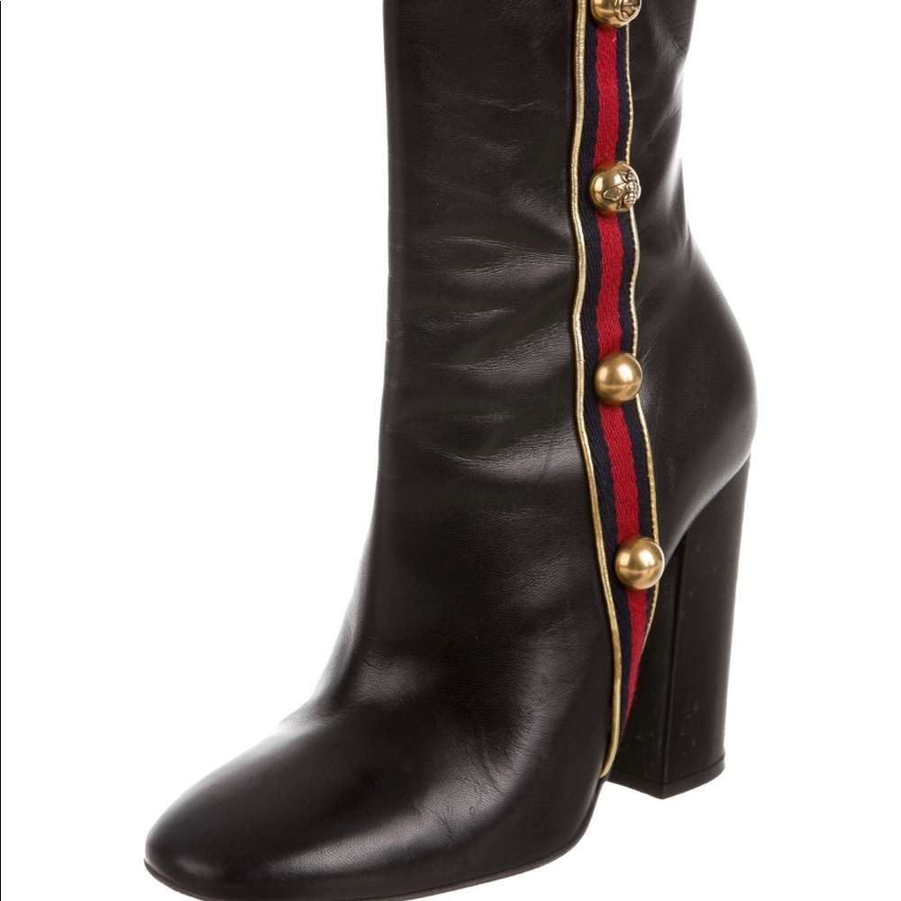 Gucci Malaga Kid Carly Boots SZ 8 Black w/ gold bee detailing